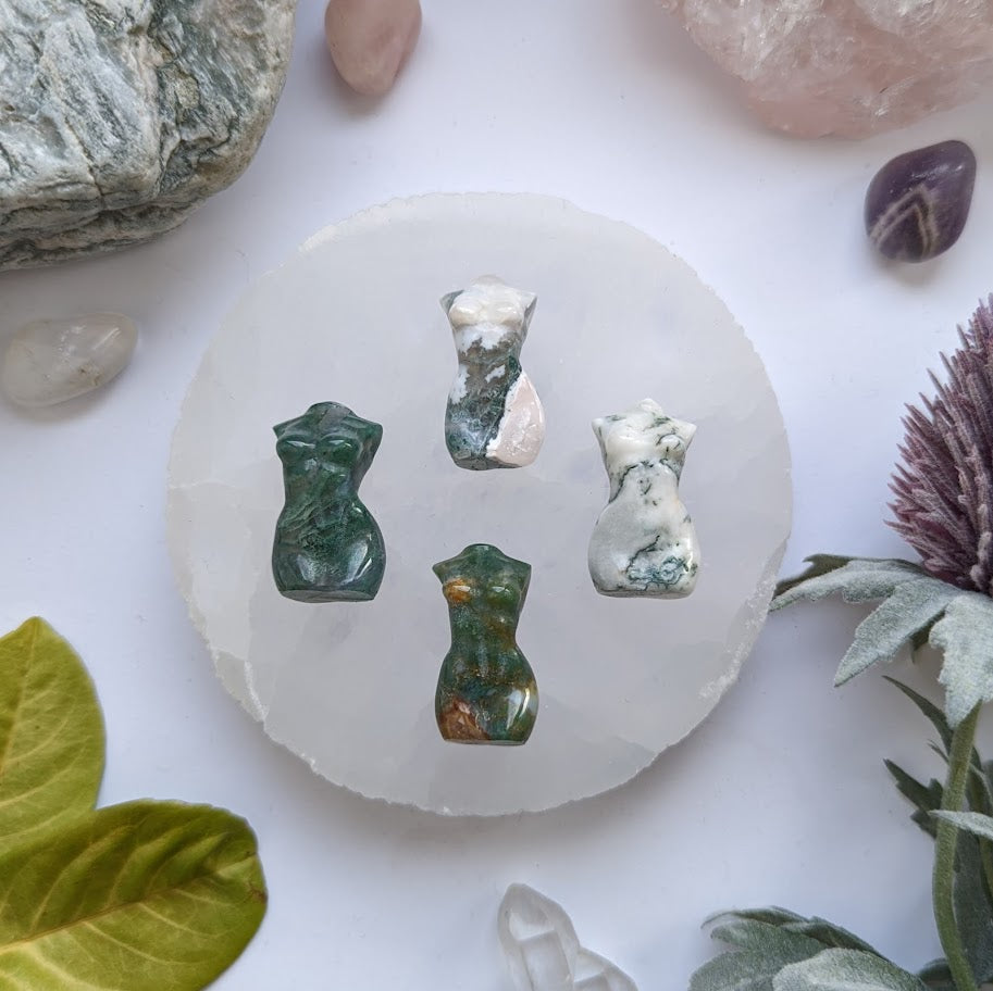 Mini Goddess Lady Body Crystal Carving - Moss Agate